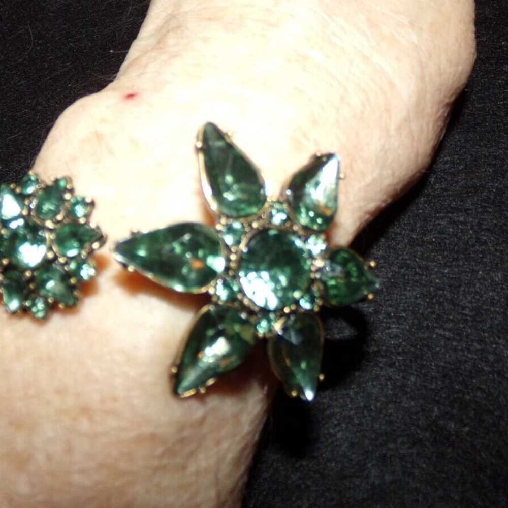 Vintage Green Blue Rhinestone Floral Star Designe… - image 2