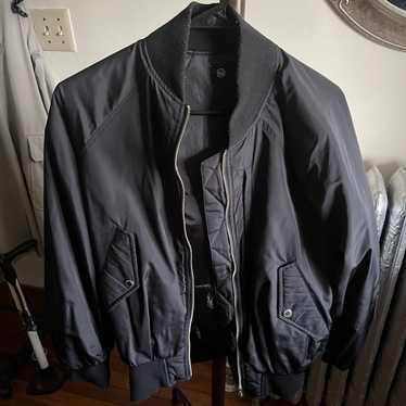 Undercover gu bomber - Gem