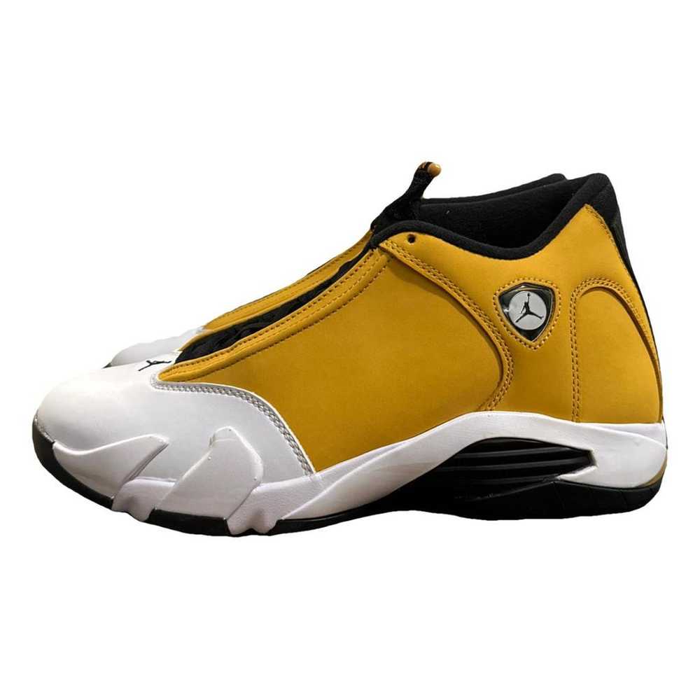 Jordan Low trainers - image 1