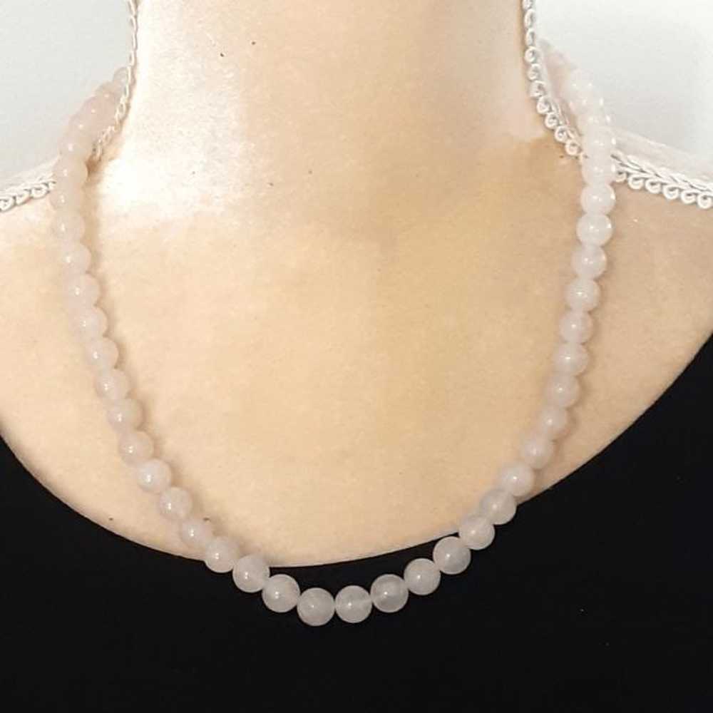 Vintage pale pink beaded rose quartz necklace - image 2