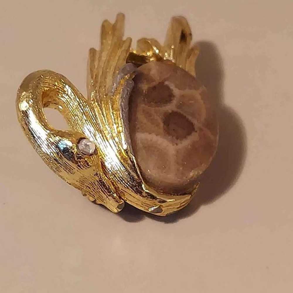 Vintage Golden & Petoskey Stone Swan Brooch - image 4