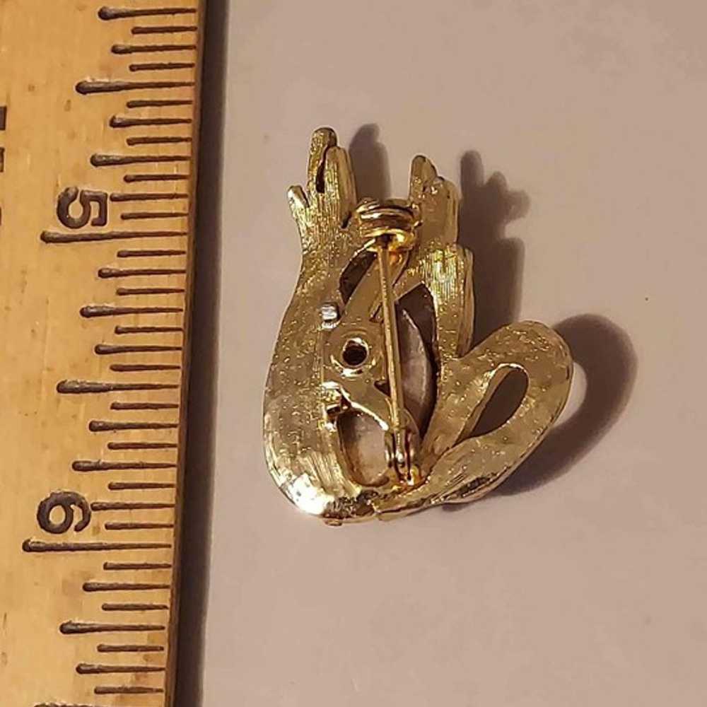 Vintage Golden & Petoskey Stone Swan Brooch - image 5