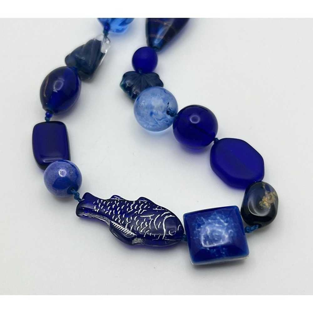 Vintage Royal Blue Beaded Fish Necklace Beach Sea… - image 6