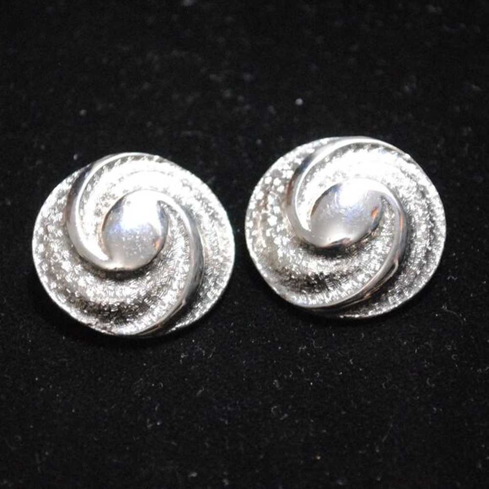 Vintage Silver-tone Swirl Judy Lee Clip-on Earrin… - image 2