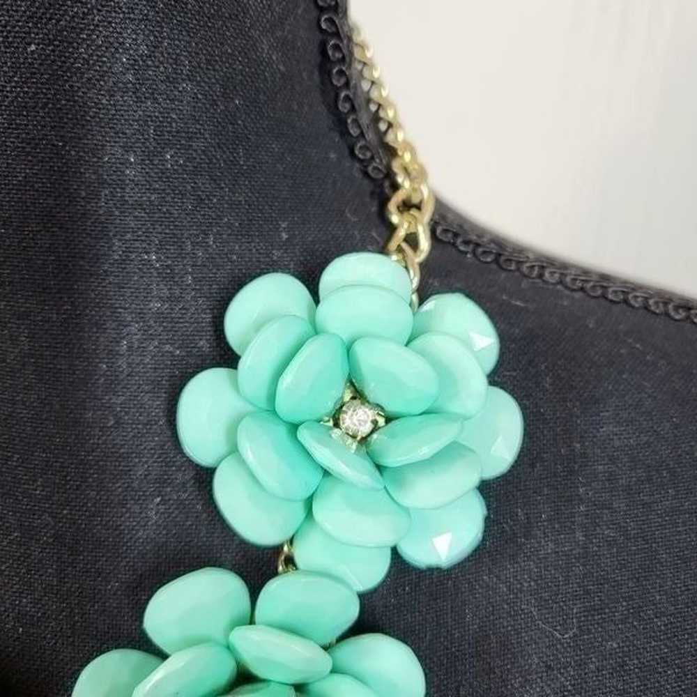 Vintage Green Flower Necklace With Rhinestones - image 5