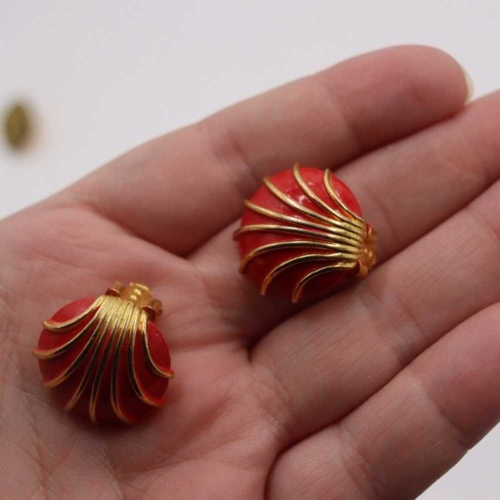 Vintage Earring And Brooch Set Red Gold Shells MC… - image 3