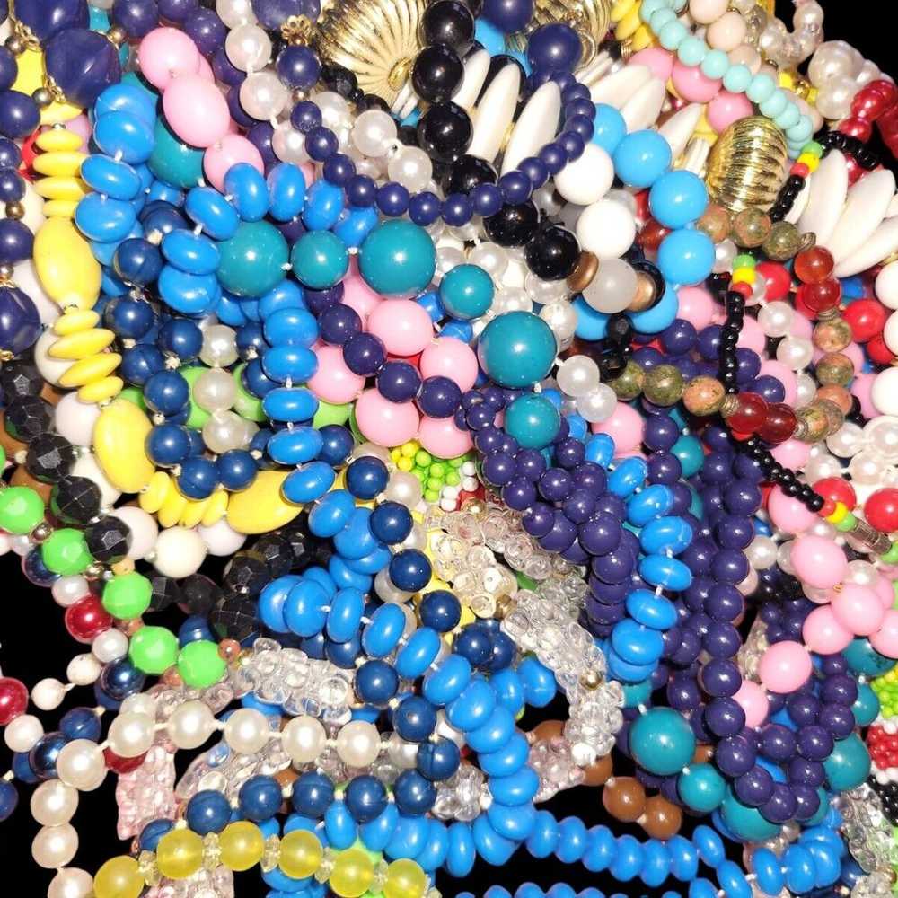 Lot Of Beaded Jewelry Bracelets Necklaces 2+ Lbs … - image 7