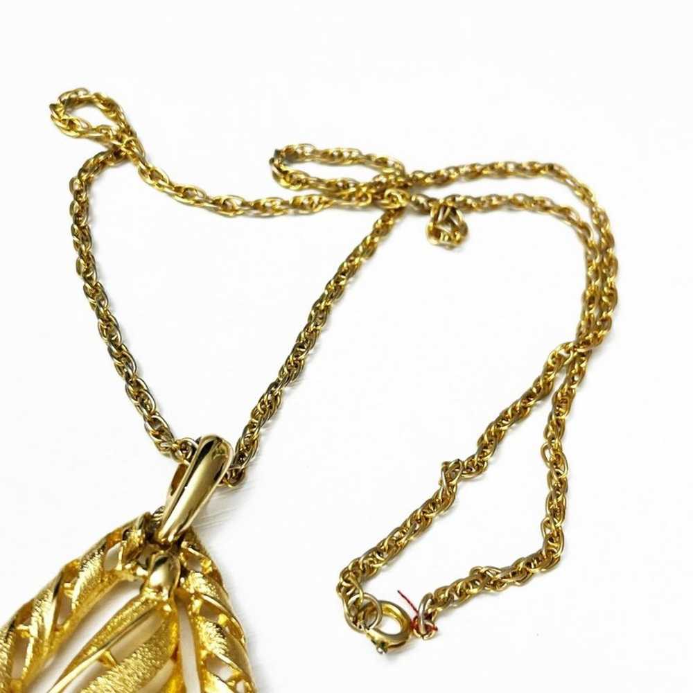 Vintage 70's Gold Textured Teardrop Pendant Neckl… - image 4