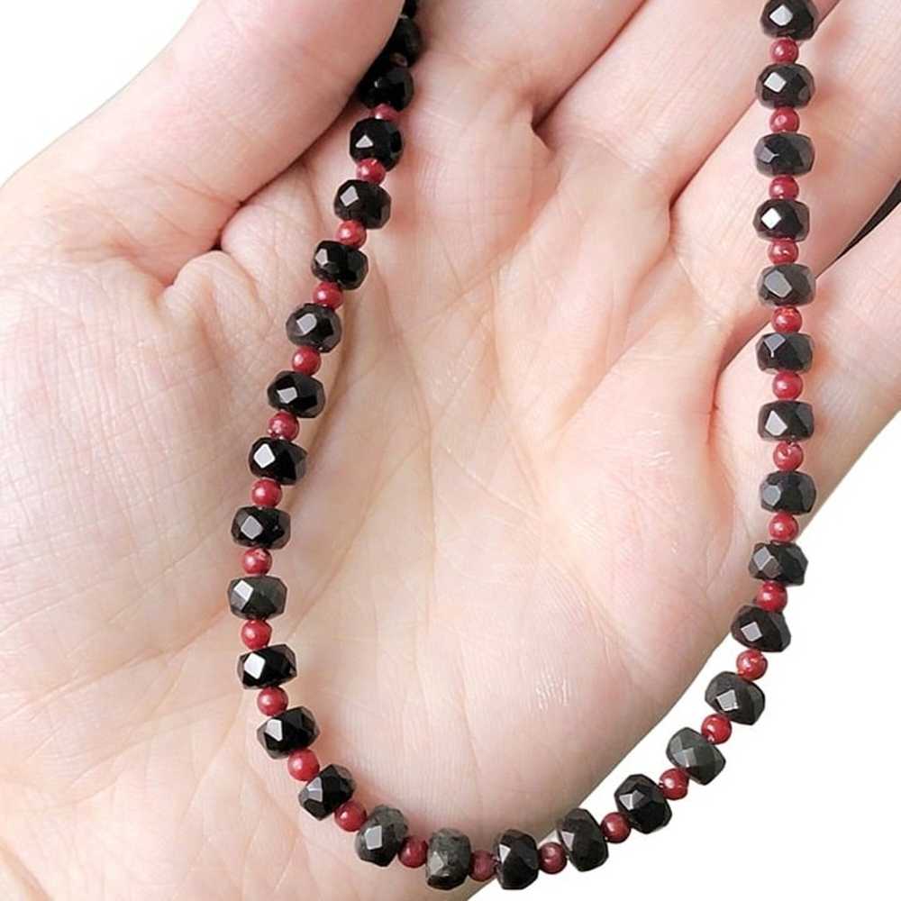 Vintage Heavy Glass Bead Necklace Red Black Women… - image 4