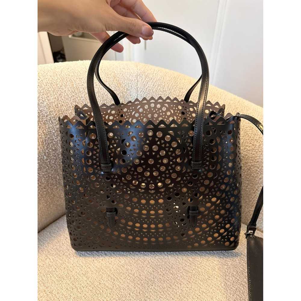 Alaïa Mina leather handbag - image 2