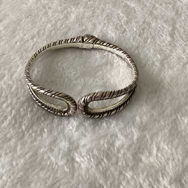 1211) Brighton vintage hinged silver cuff