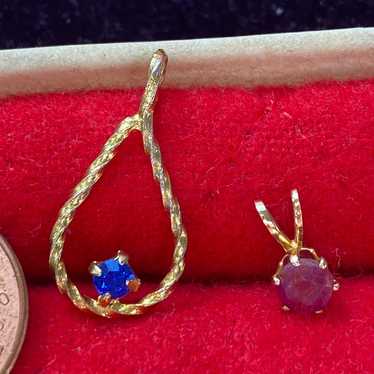 Vintage Ruby and Sapphire Blue Gold Pend