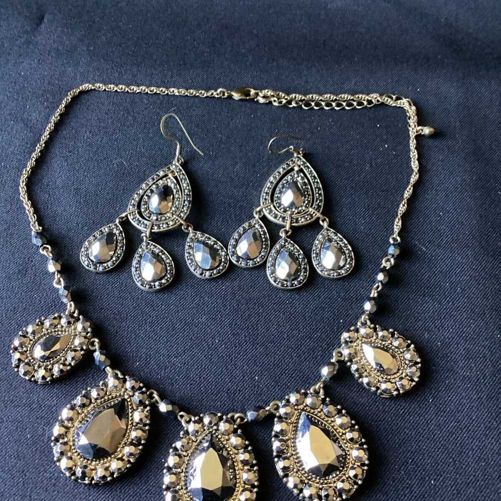 Vintage Nancy & Rise Matching Necklace and Earrin… - image 3