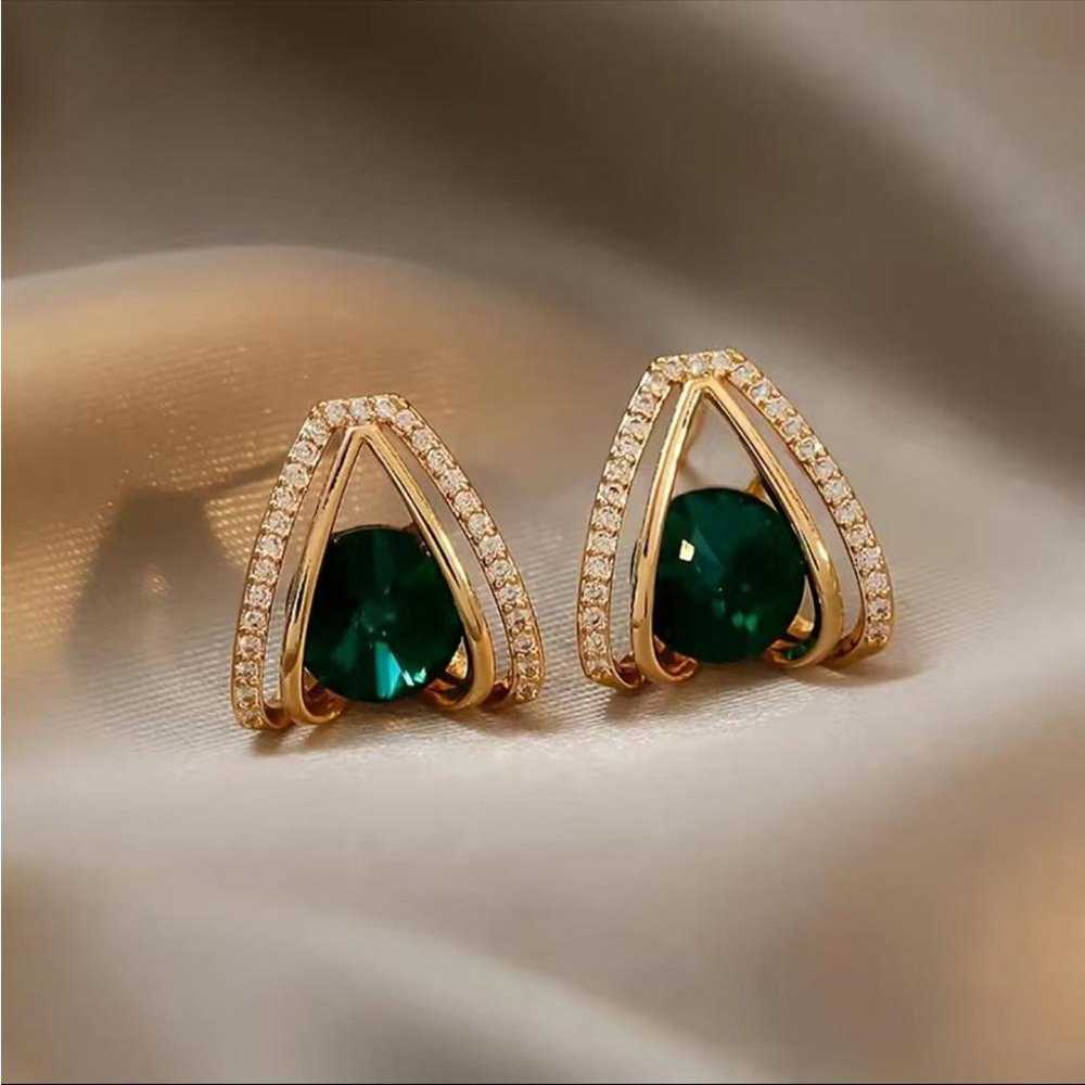 Emerald gold 14K plated elegant Earrings - image 2