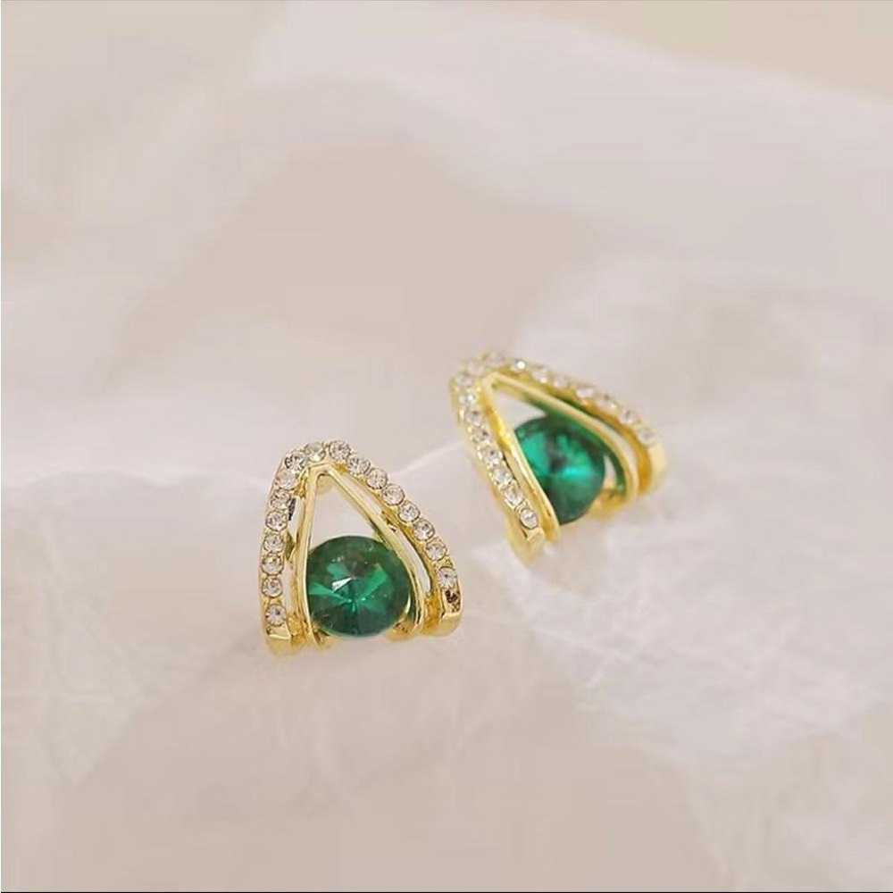 Emerald gold 14K plated elegant Earrings - image 3