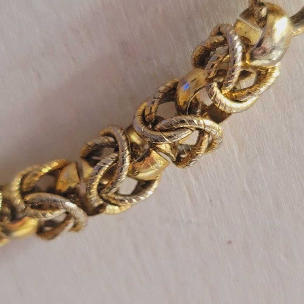 B252 Vintage Goldtone Special Chain Link Bracelet… - image 2