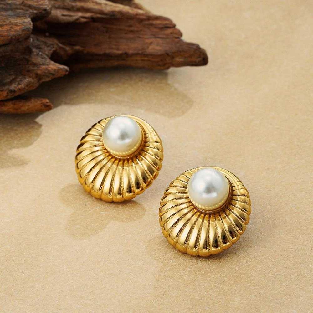 18K Gold Statement Pearl Earrings*Old Money Style… - image 4