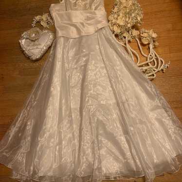 Narianna wedding gown, ringbearer pillow, and flo… - image 1