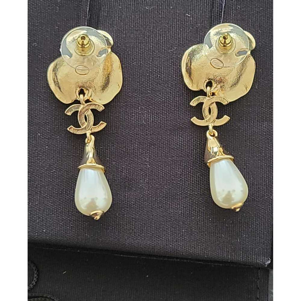 Chanel Camélia earrings - image 3