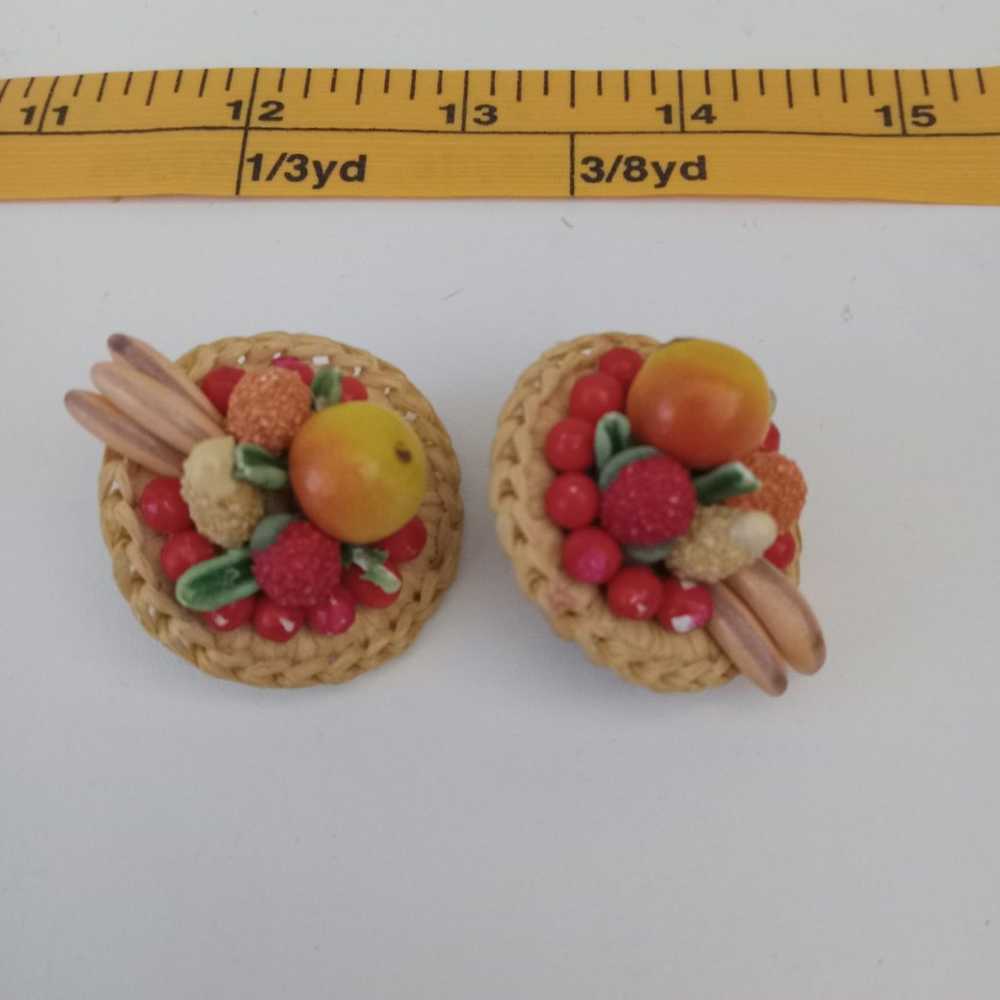 Clip-On Earrings Fruit Basket Vintage 1950s RARE - image 1