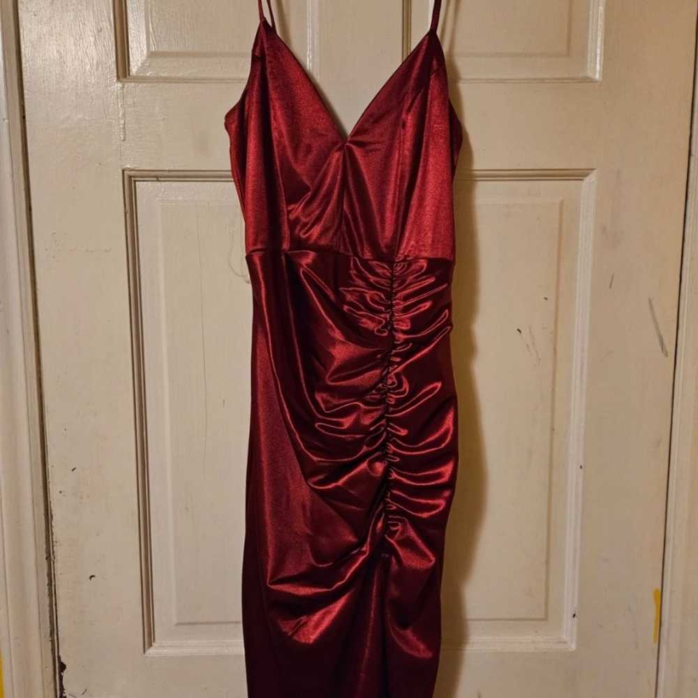 Burgundy homecoming dress - image 2