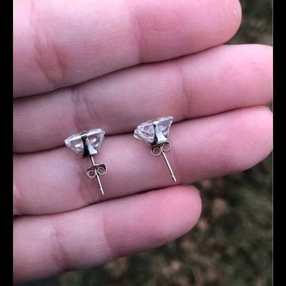 18K WHITE gold diamond earrings - image 4