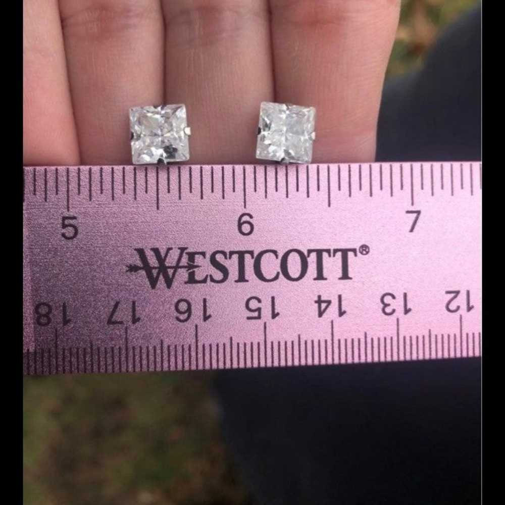 18K WHITE gold diamond earrings - image 9