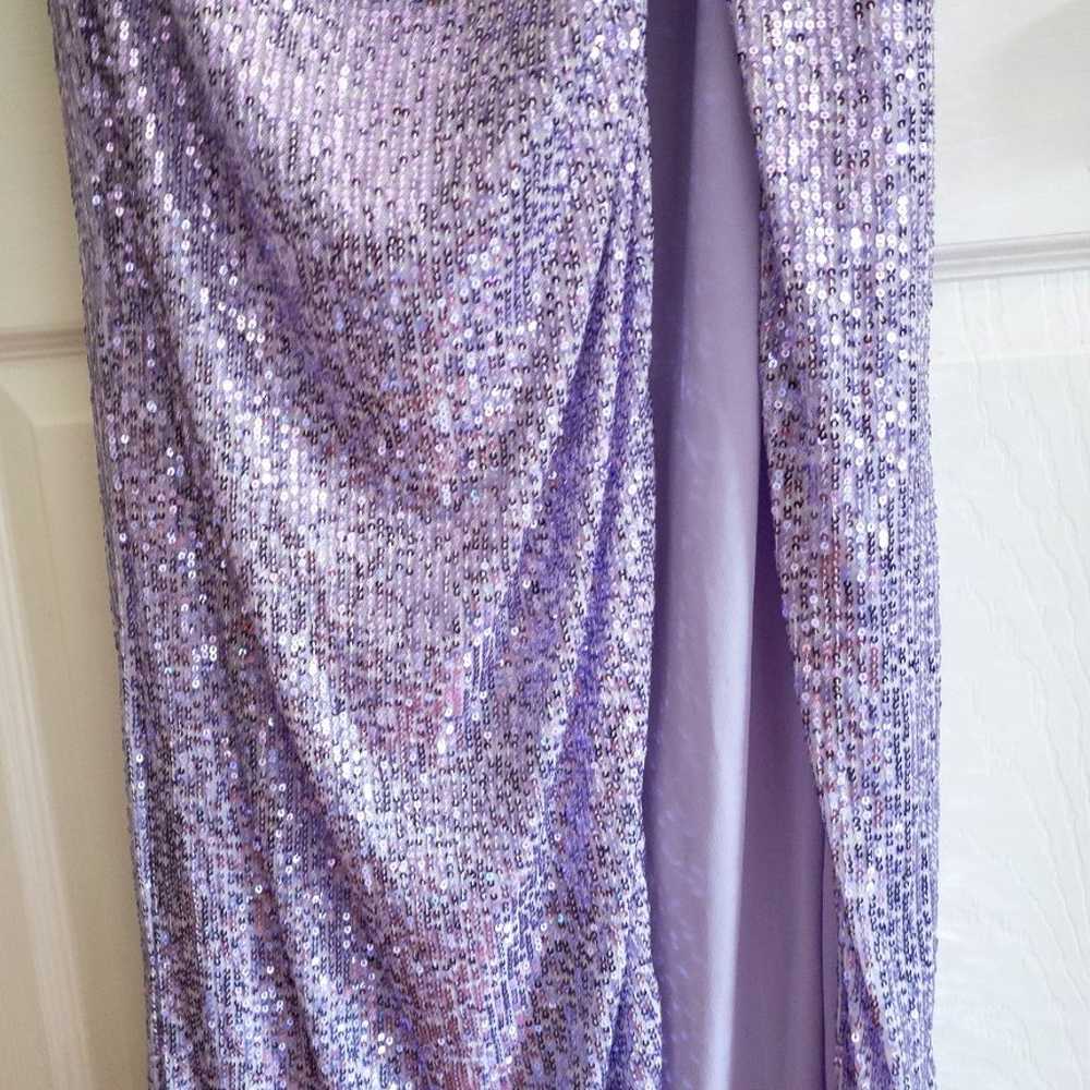 NWT Mac Duggal Gathered Sequined Halter Gown- Lil… - image 10