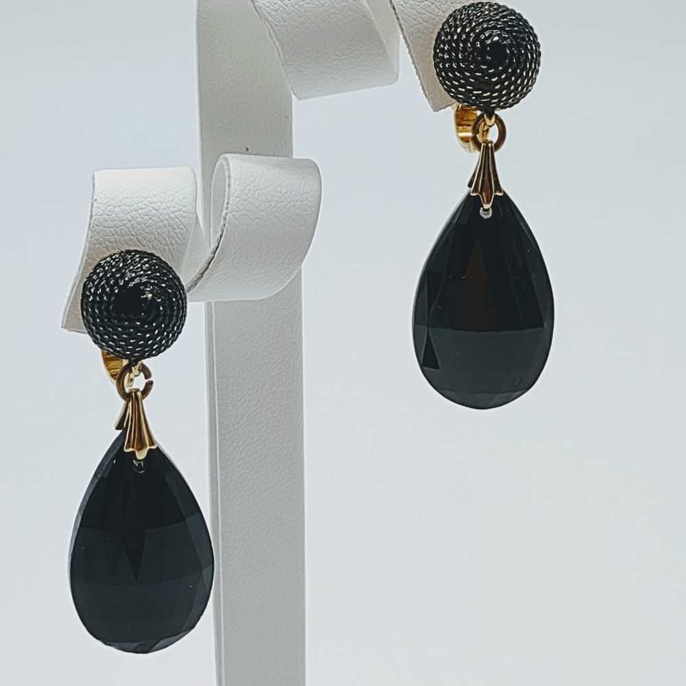 Vintage Crown Trifari Black Faceted Drop Earrings - image 1