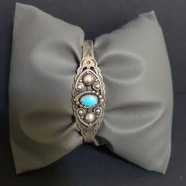 Vintage turquoise sterling silver cuff bracelet