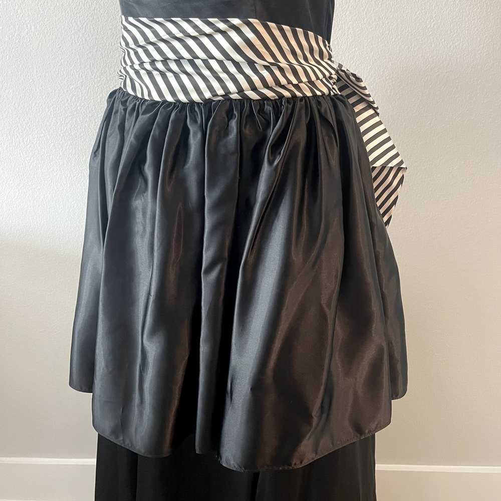 Gunne Sax Vtg 80s Strapless Dress w/ Striped Bow … - image 5