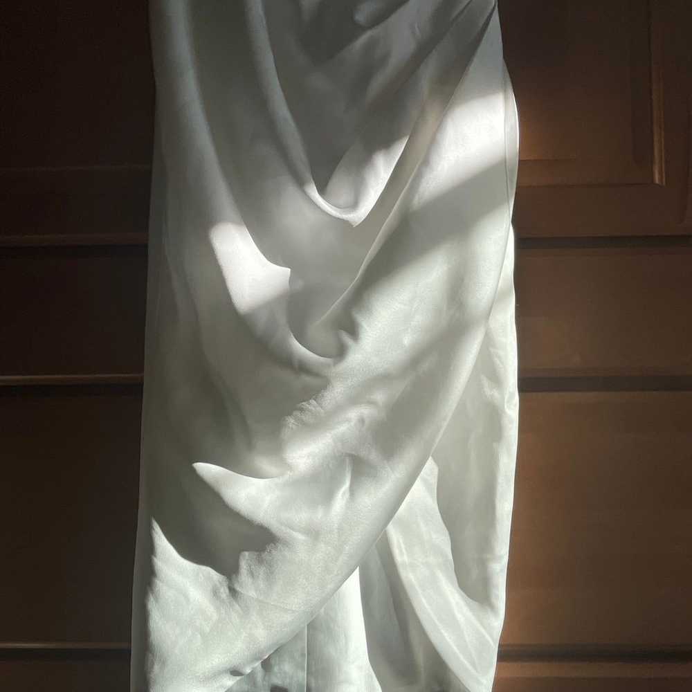 House of CB Lulu Ivory Asymmetrical Drape Midi Co… - image 6