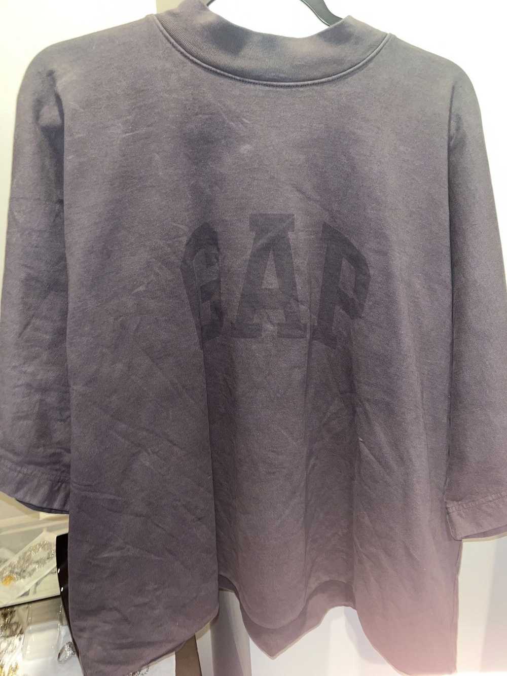 Gap × Kanye West Brown Kanye West Dove shirt - image 5