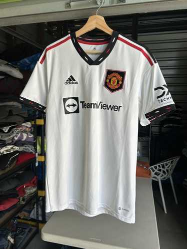 Manchester United × Soccer Jersey × Vintage Crazy 