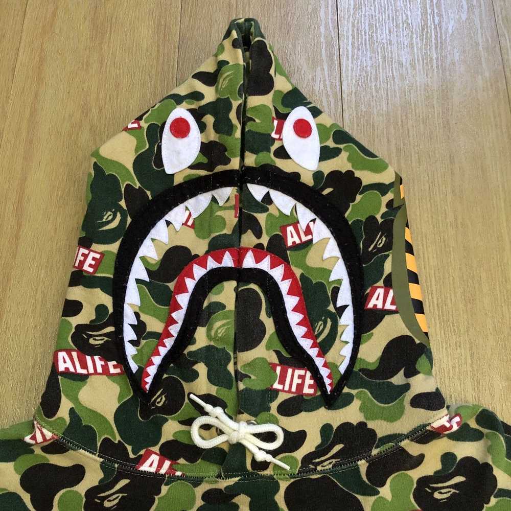 Alife × Bape BAPE x Alife ABC Camo Pullover Shark - image 3