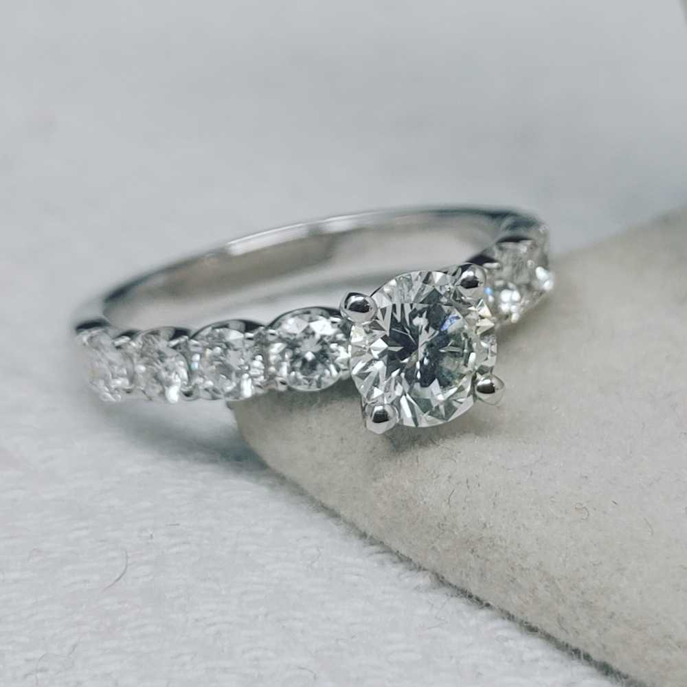 14k GIA Certified 0.80ct VS1/J Diamond Engagement… - image 2