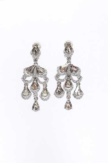 OSCAR DE LA RENTA Teardrop Chandelier Earrings