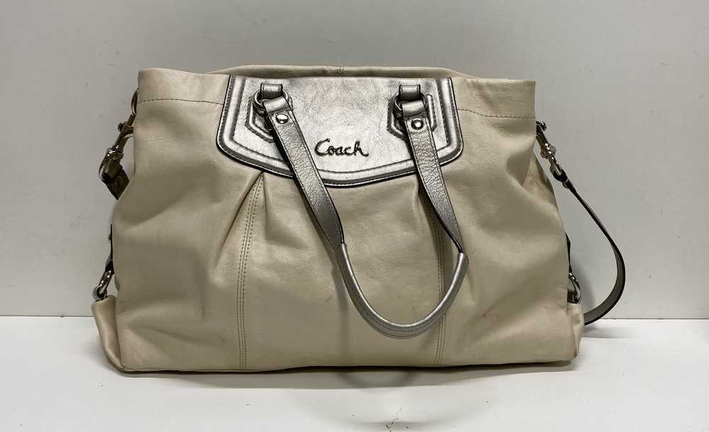 Coach Assorted Lot of 3 Leather Shoulder Bags - image 4