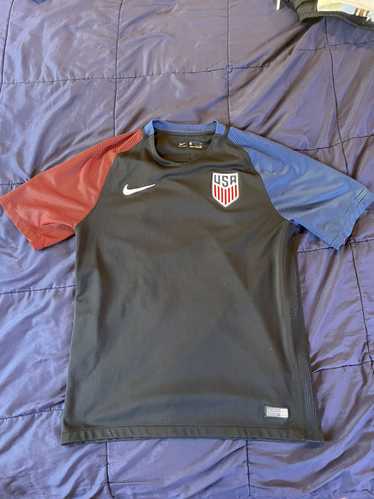 Nike Nike USA Men’s Soccer 2016 away kit