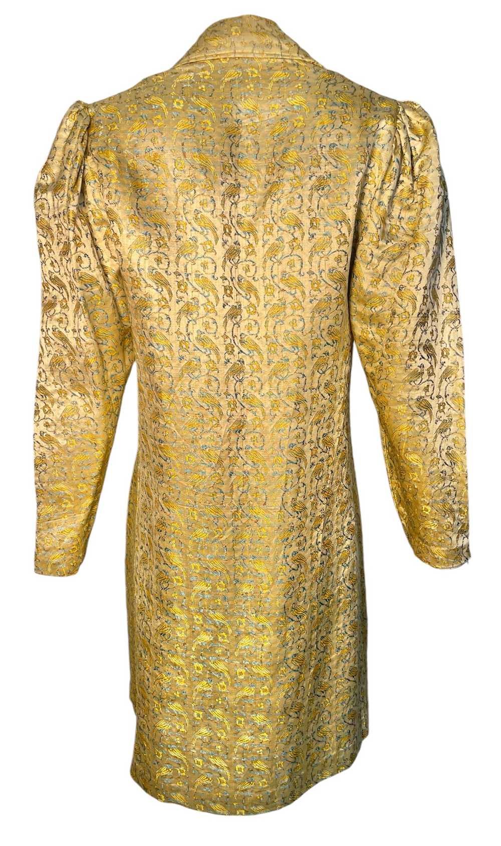 1930s Gold Lame Coat w/Woven Parrot Motif - image 3