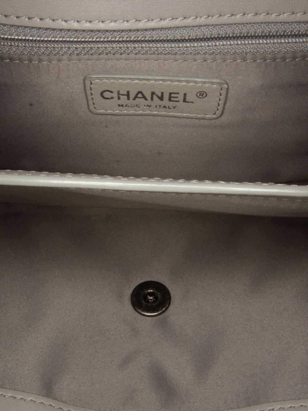 CHANEL Pre-Owned 2013-2014 Mini Lambskin Flap cro… - image 5