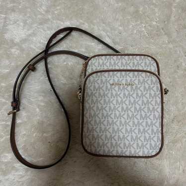 Michael Kors MK Shoulder Bag White