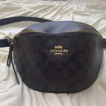 [COACH] Signature Shoulder Bag