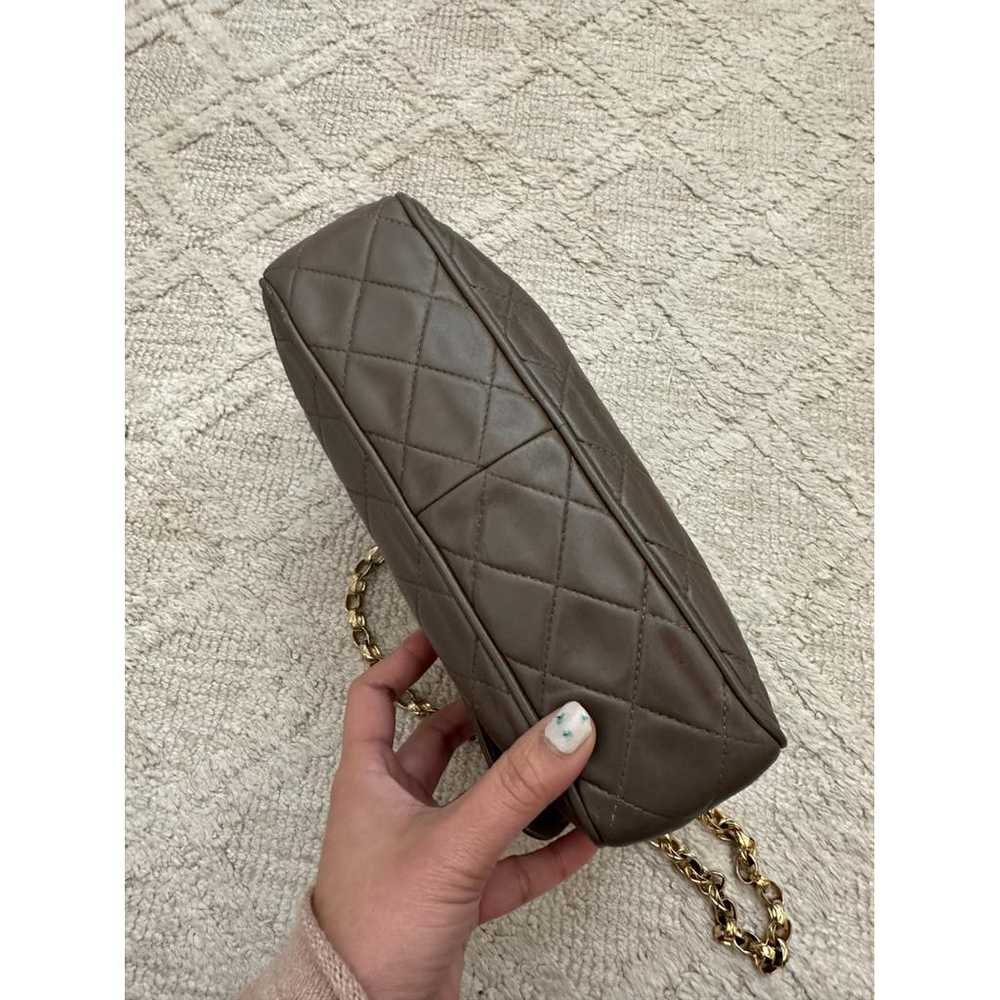 Chanel Leather crossbody bag - image 3