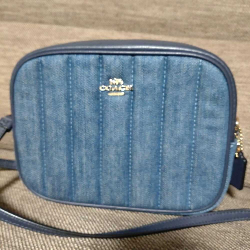 【Final Price Reduction】COACH Shoulder Bag - Camer… - image 2