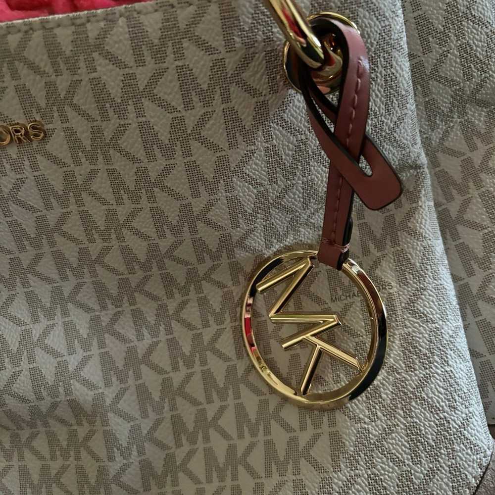 Michael Kors gorgeous purse - image 2