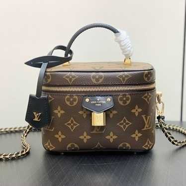 Louis Vuitton shoulder bag