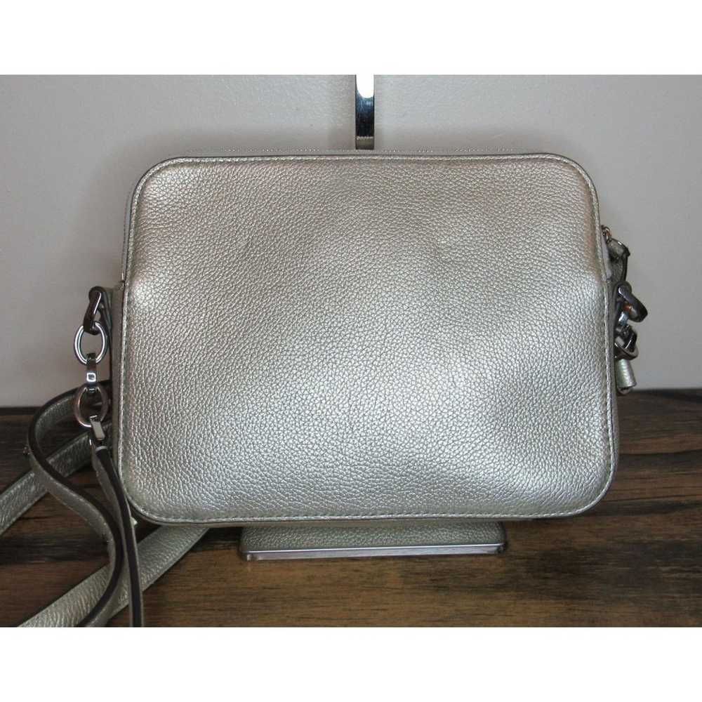 Kate Spade Silver Pebble Grain Larchmont Avenue C… - image 10