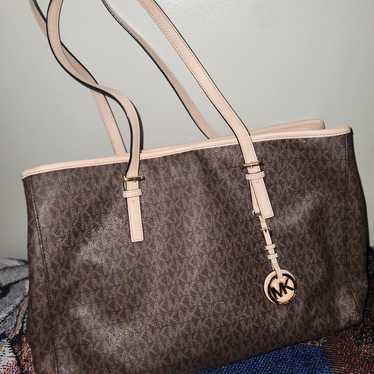 Michael Kors Jet Set Purse