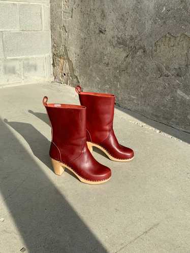 Hasbeens clog boot